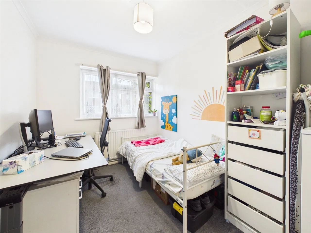 St. Christophers Close, Isleworth, TW7, photo 4