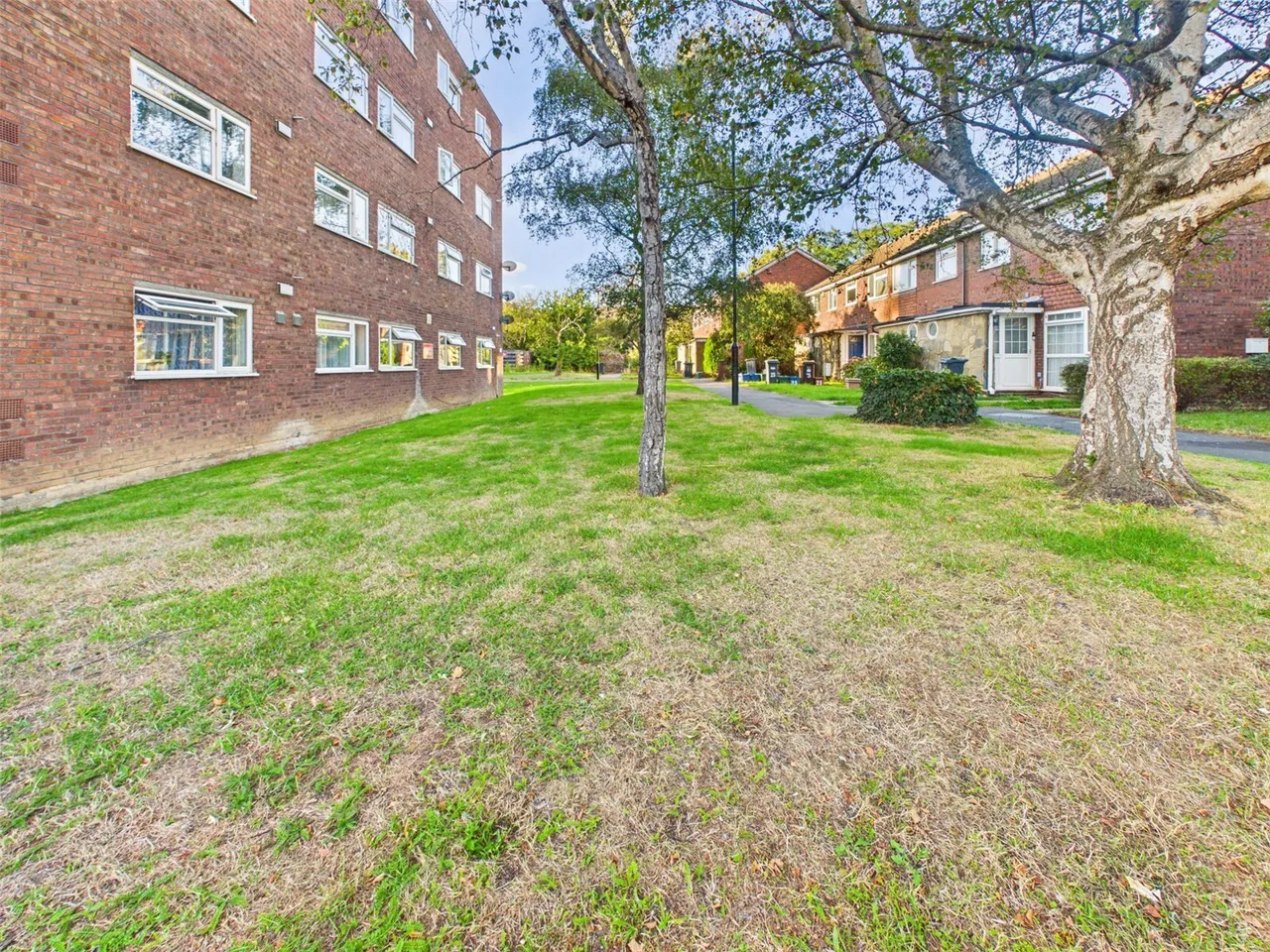St. Christophers Close, Isleworth, TW7, photo 8