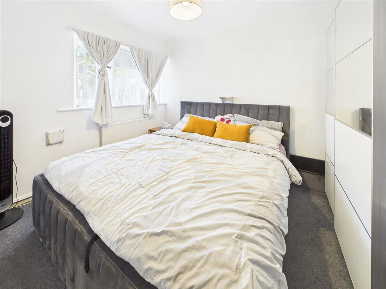 St. Christophers Close, Isleworth, TW7, photo 5