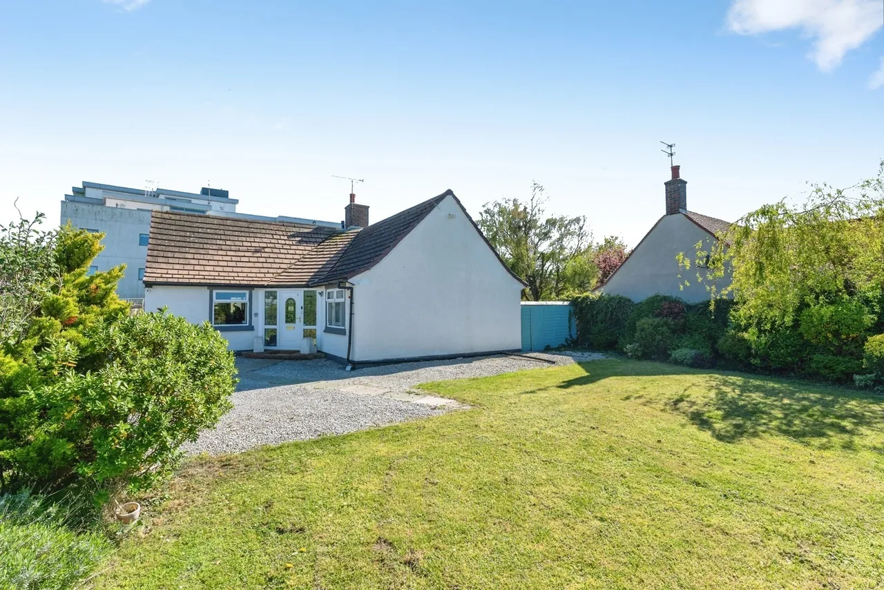 Beach Avenue, Prestatyn, LL19, photo 18