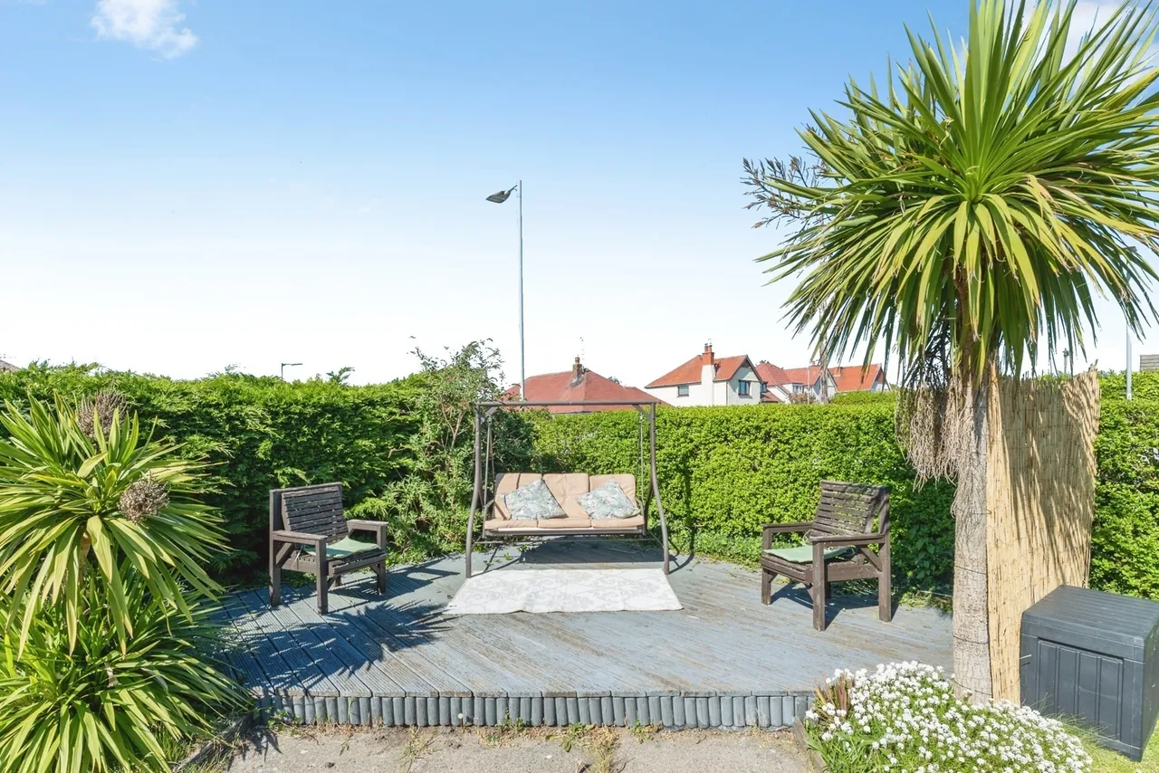Beach Avenue, Prestatyn, LL19, photo 19