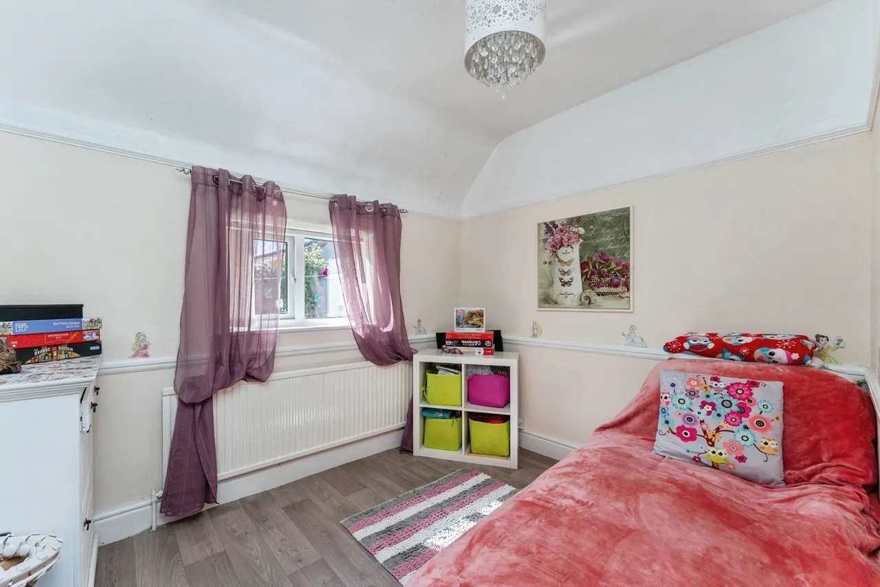 Beach Avenue, Prestatyn, LL19, photo 11