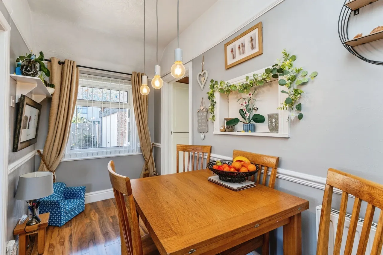 Beach Avenue, Prestatyn, LL19, photo 4