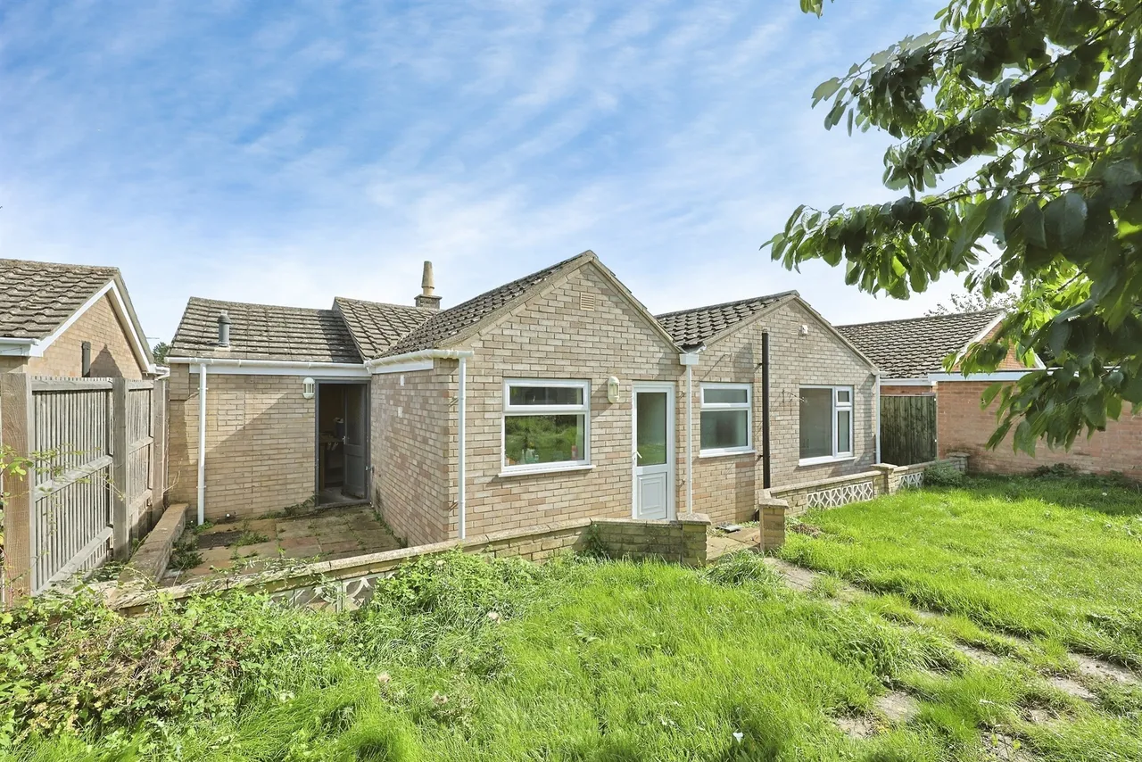 Newfields, Sporle, PE32, photo 18