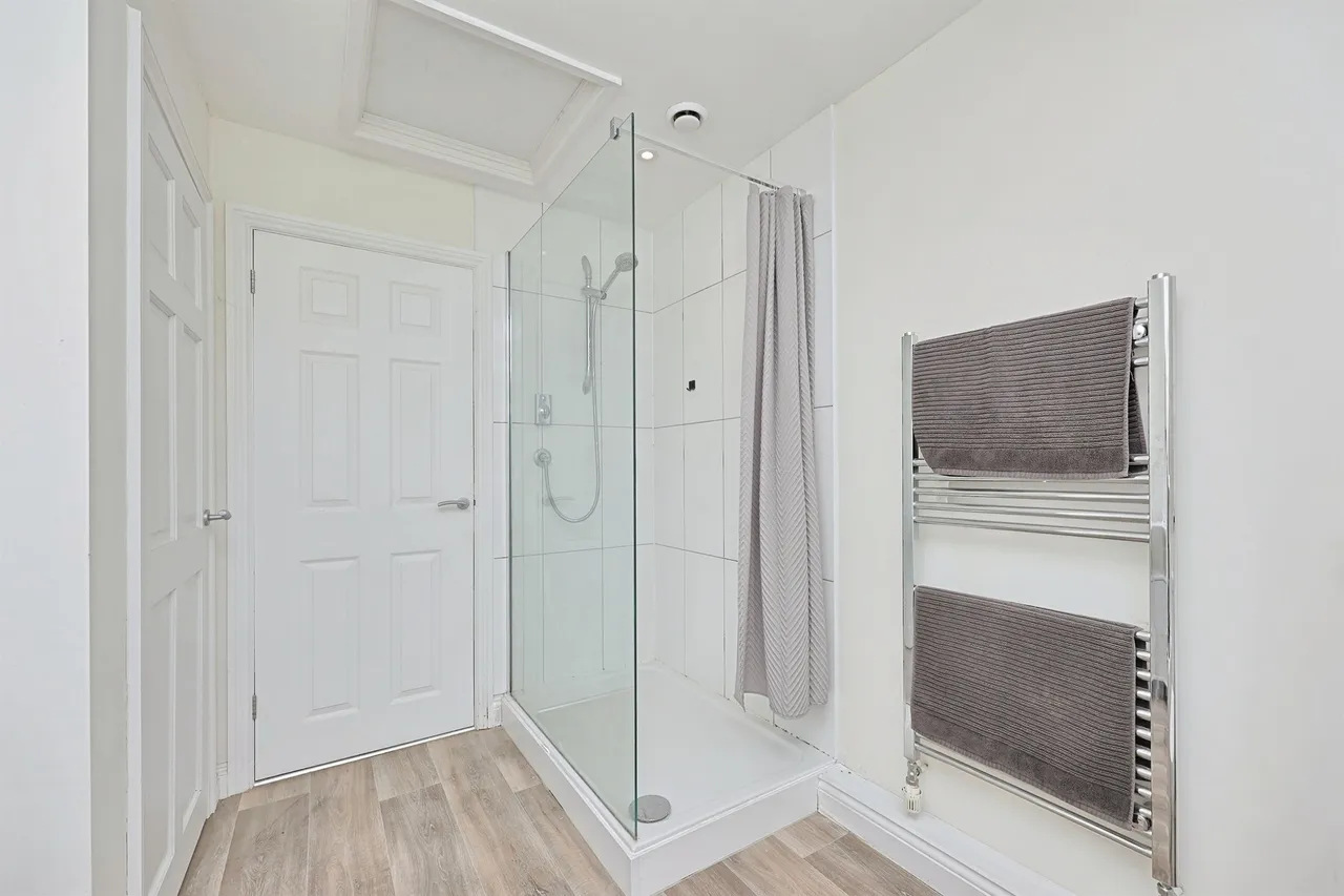 Newfields, Sporle, PE32, photo 16