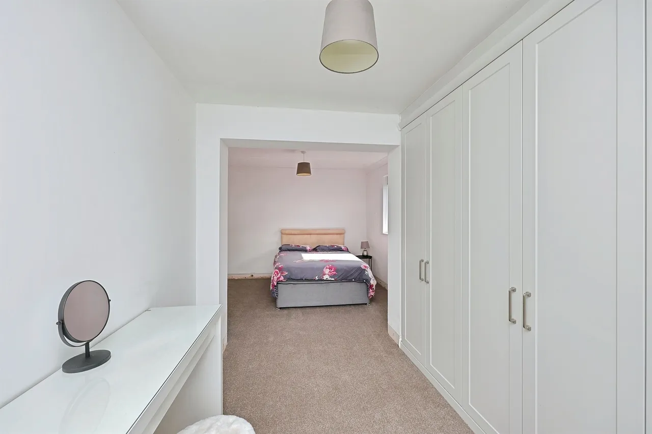Newfields, Sporle, PE32, photo 9