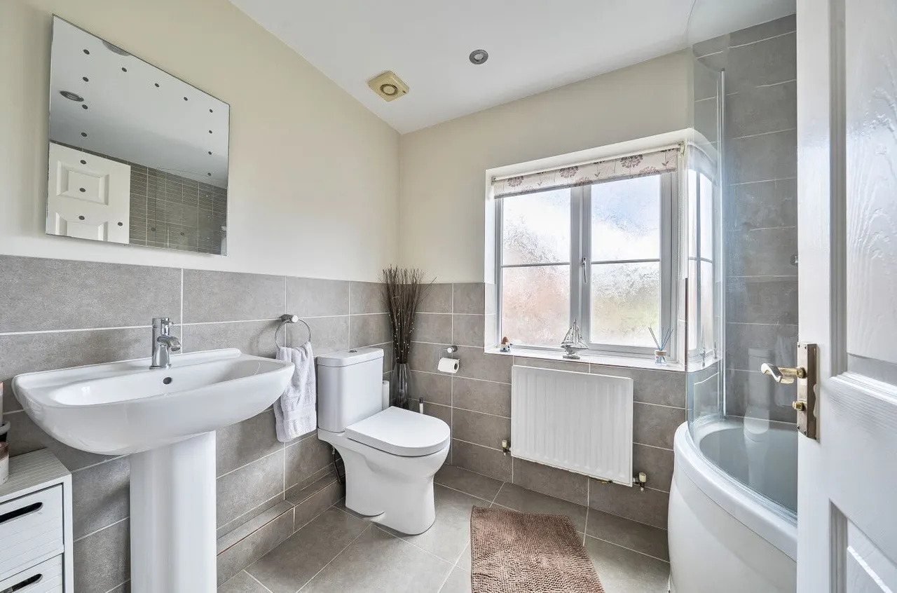 Cresswell Drive, Hilperton, BA14, photo 18