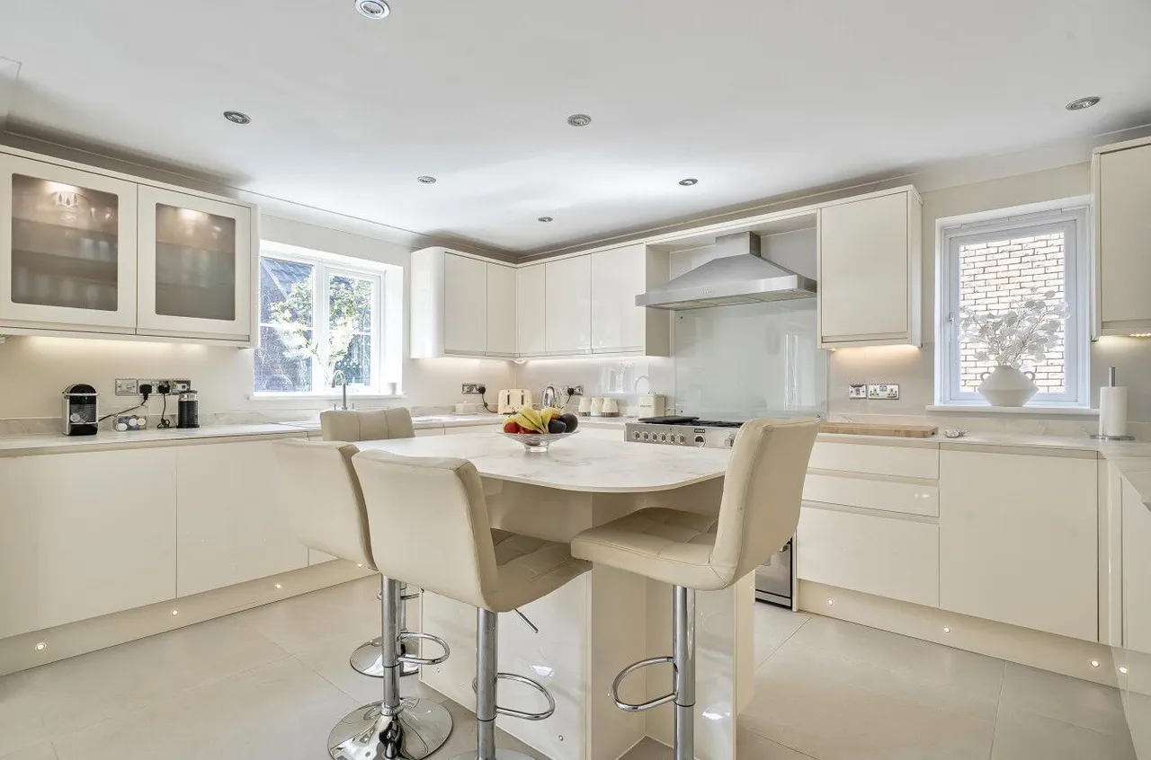 Cresswell Drive, Hilperton, BA14, photo 7