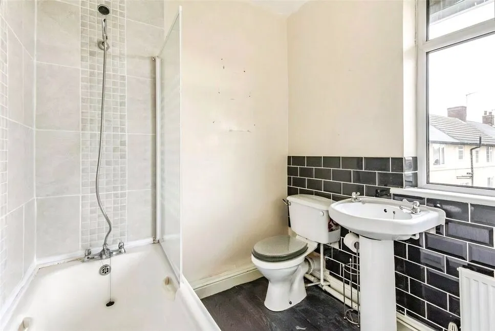 Welfare Road, Woodlands, South Yorkshire, DN6, photo 5