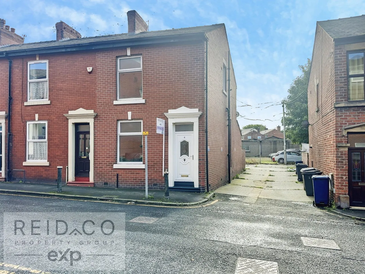 2 bed house for sale, East Street, Leyland, PR25