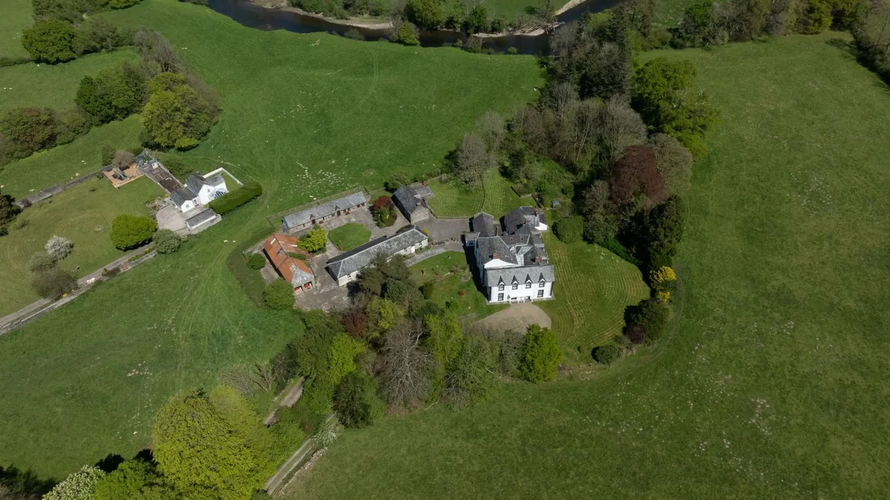 Dolhaidd Mansion, Henllan, SA44, photo 6