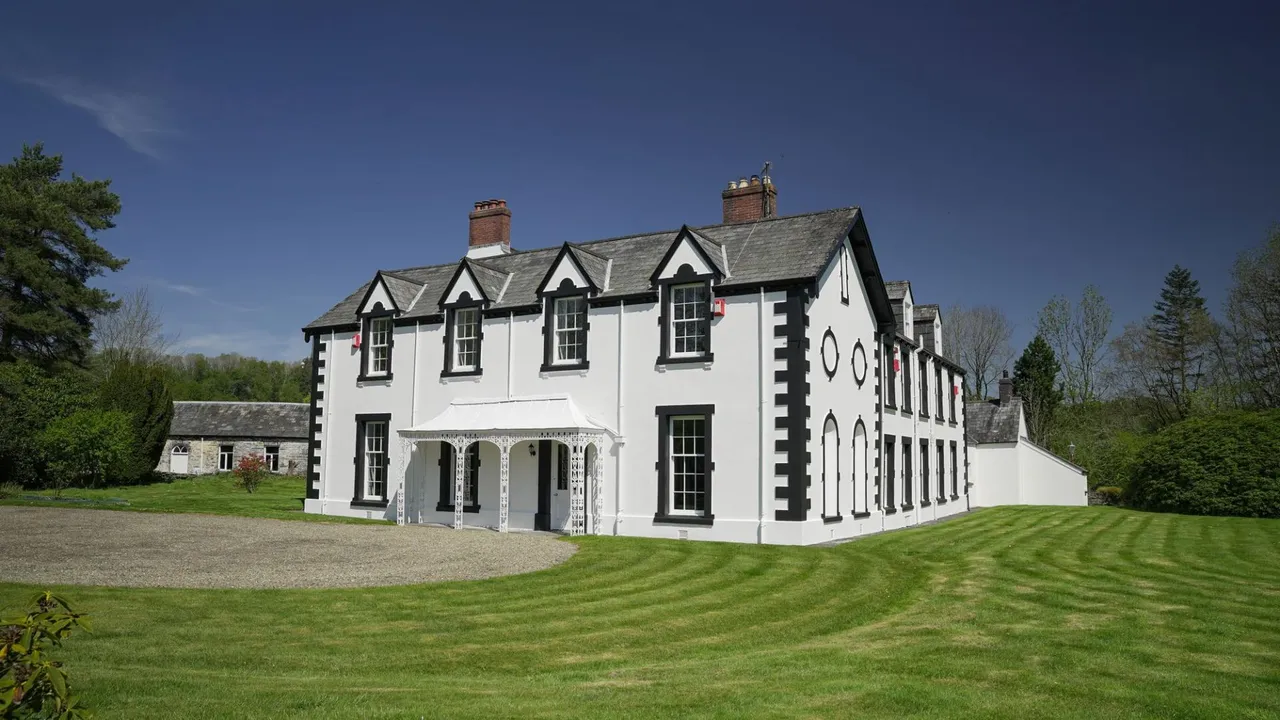Dolhaidd Mansion, Henllan, SA44, photo 3