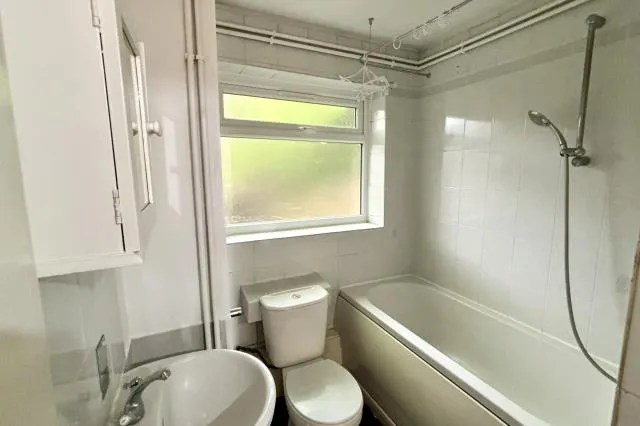 Cedar Court, High Wycombe, HP13, photo 7