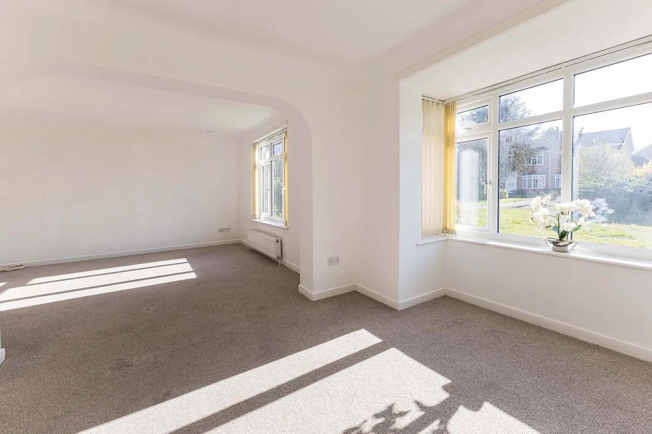 Lyneham Gardens, Cranbrook Drive, Maidenhead, Berkshire, photo 8