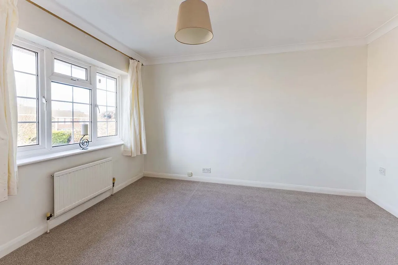 Lyneham Gardens, Cranbrook Drive, Maidenhead, Berkshire, photo 21