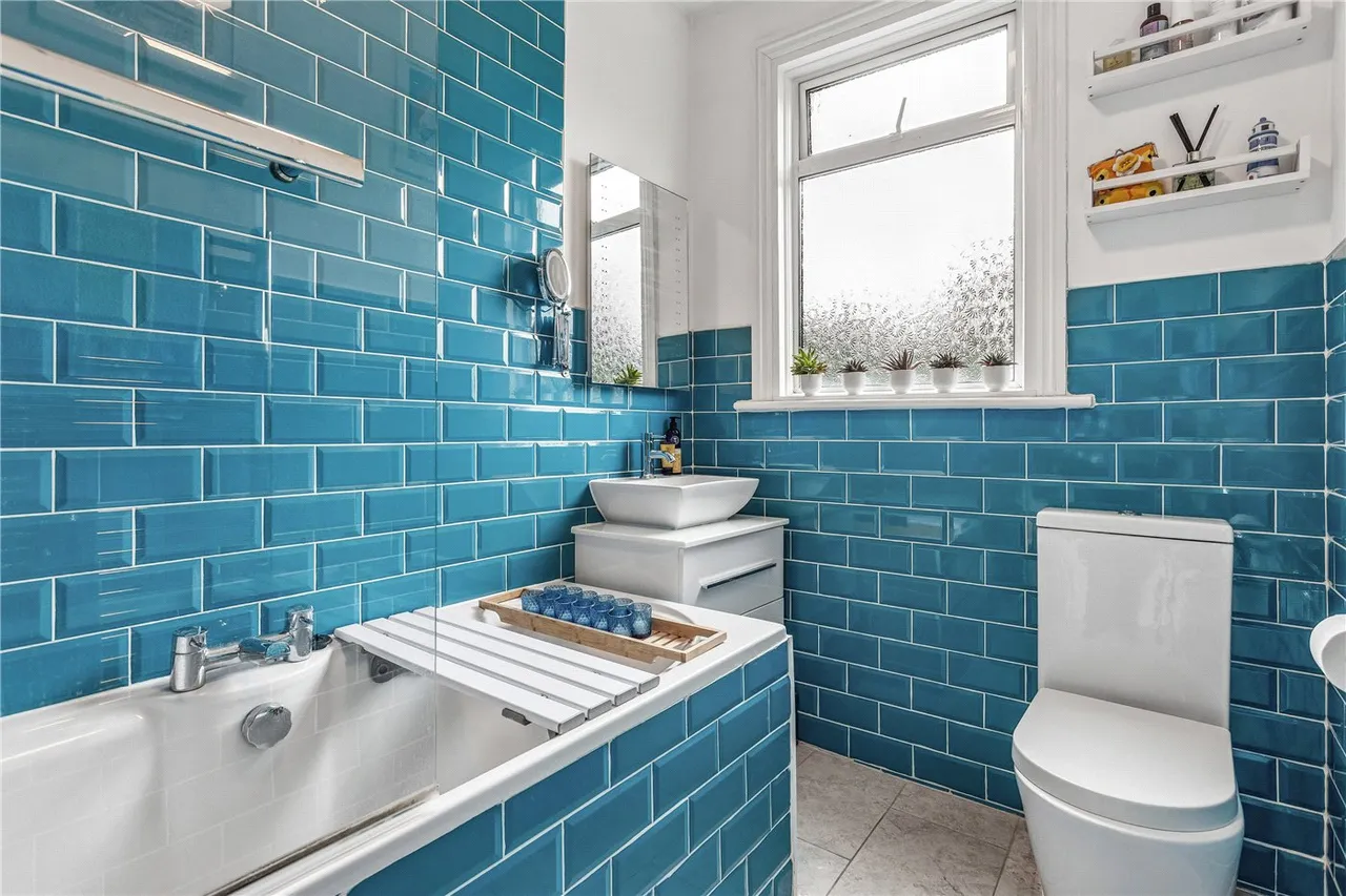 Links Road, London, SW17, photo 5