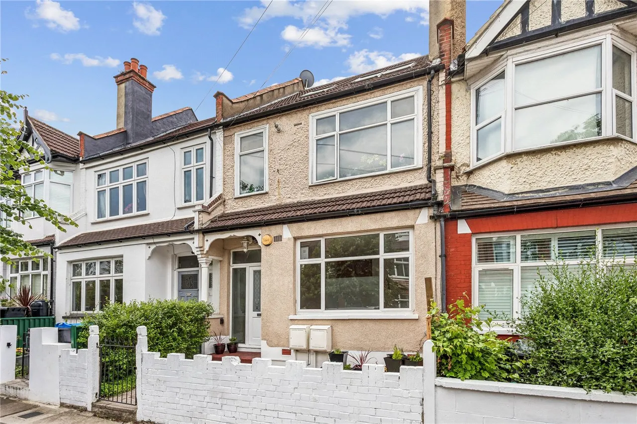 Links Road, London, SW17, photo 11