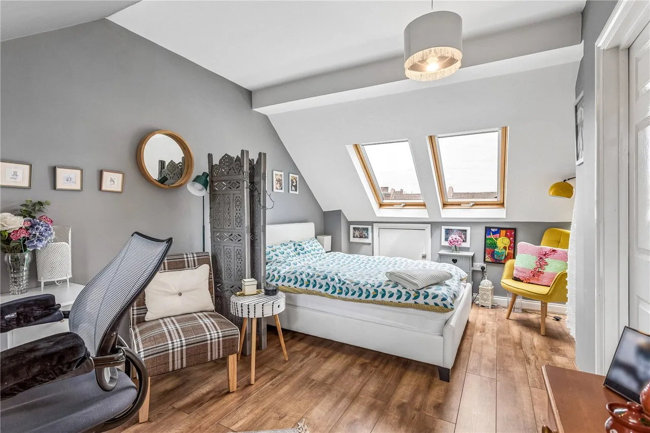 Links Road, London, SW17, photo 6