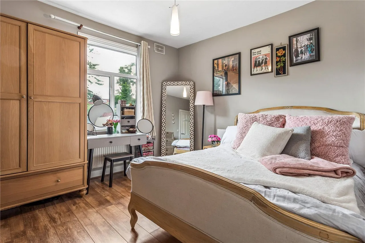Links Road, London, SW17, photo 9