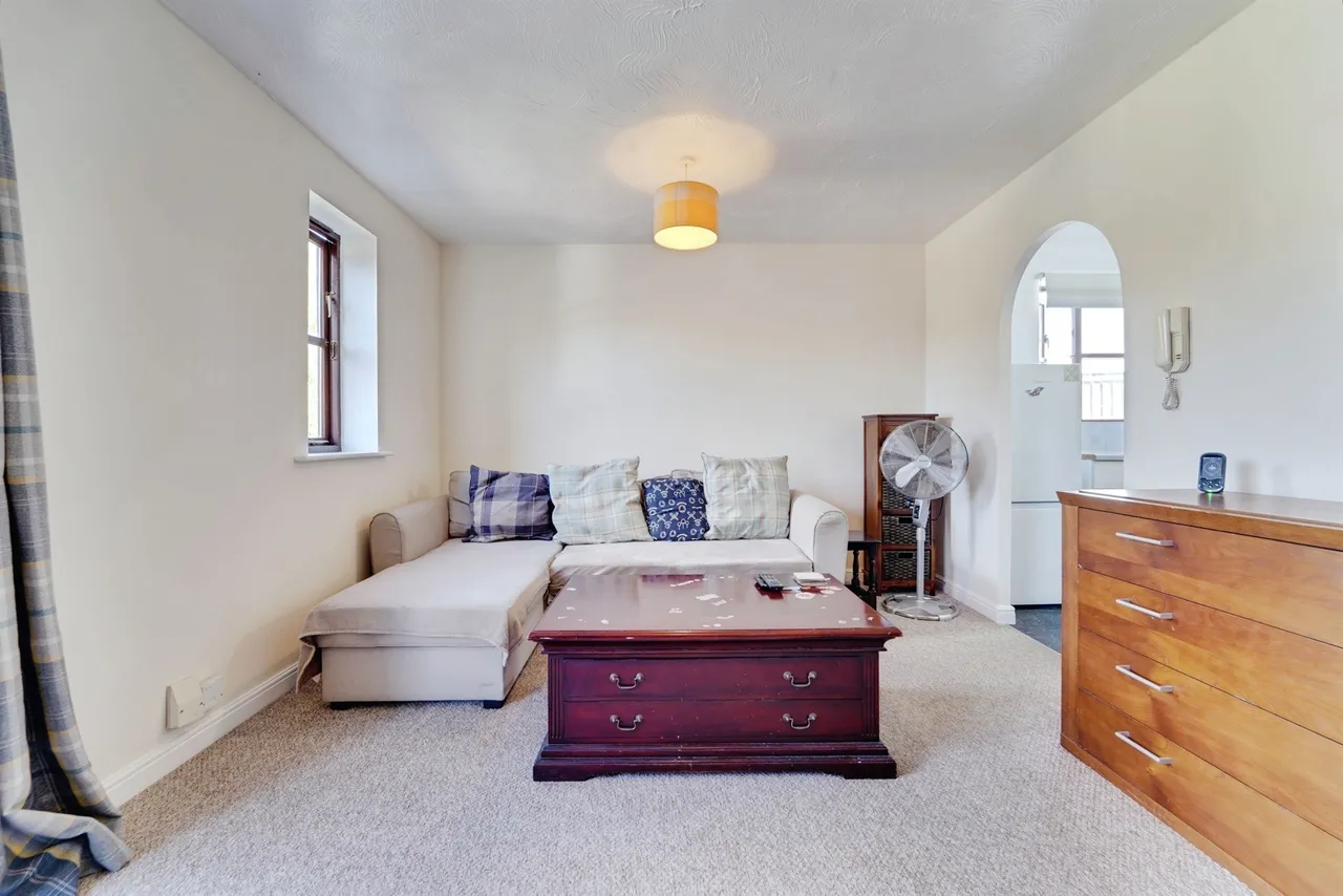 Redwood Grove, Bedford, MK42, photo 9