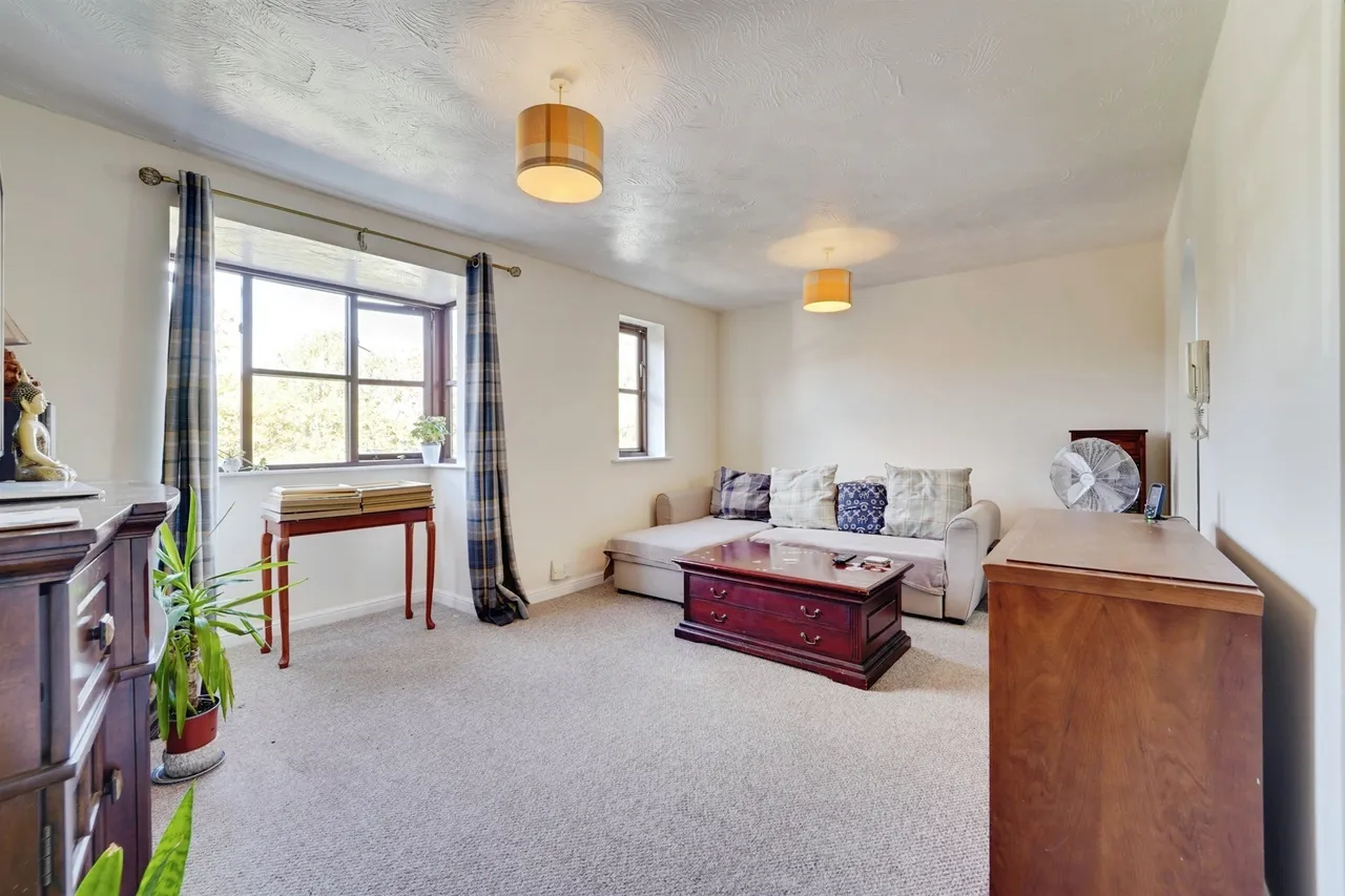 Redwood Grove, Bedford, MK42, photo 4