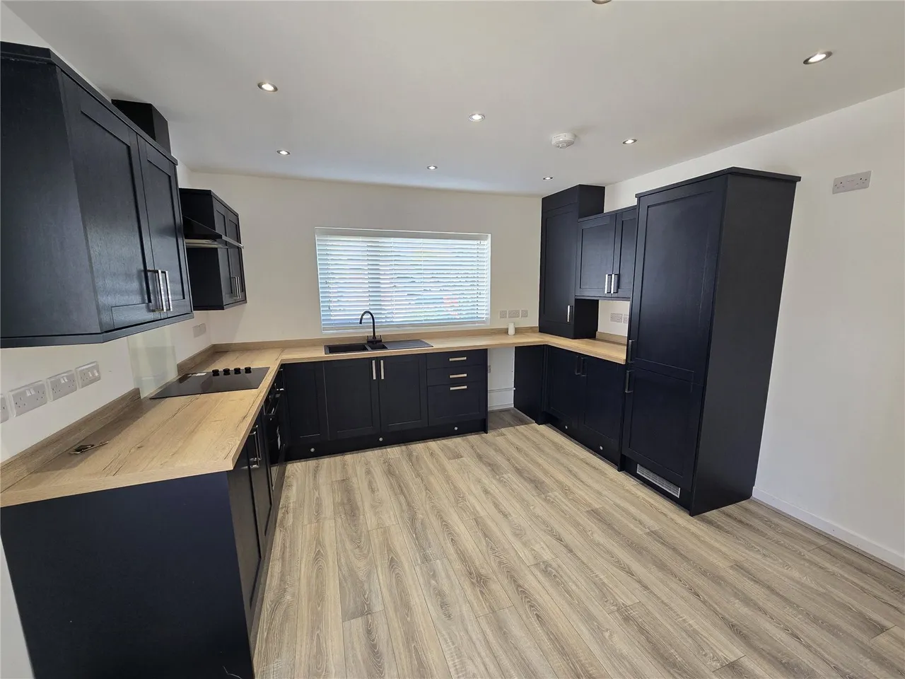 Llwyndu Road, Penygroes, LL54, photo 14