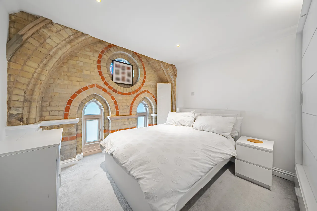 Guildford Street, Chertsey, KT16, photo 9