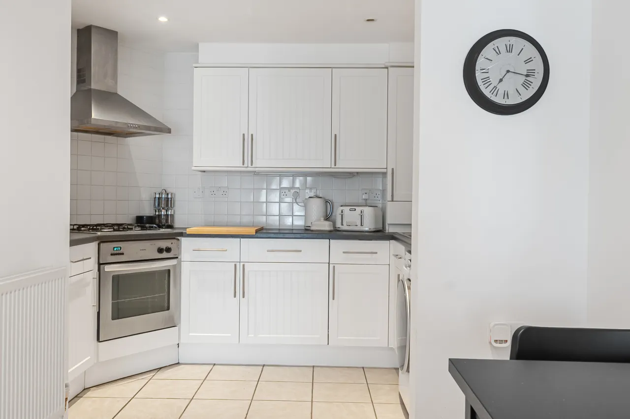 Guildford Street, Chertsey, KT16, photo 16