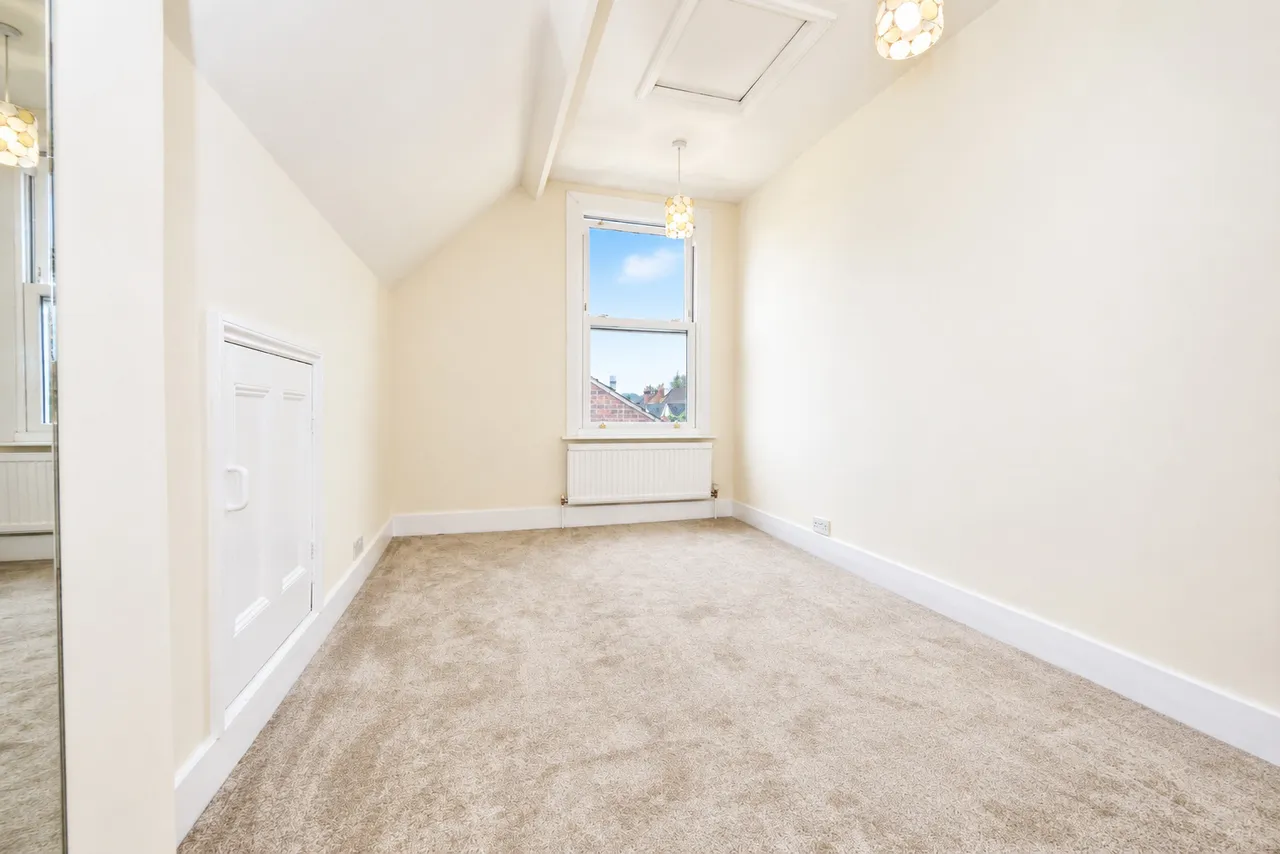 Beverley Crescent, Bedford, MK40, photo 15