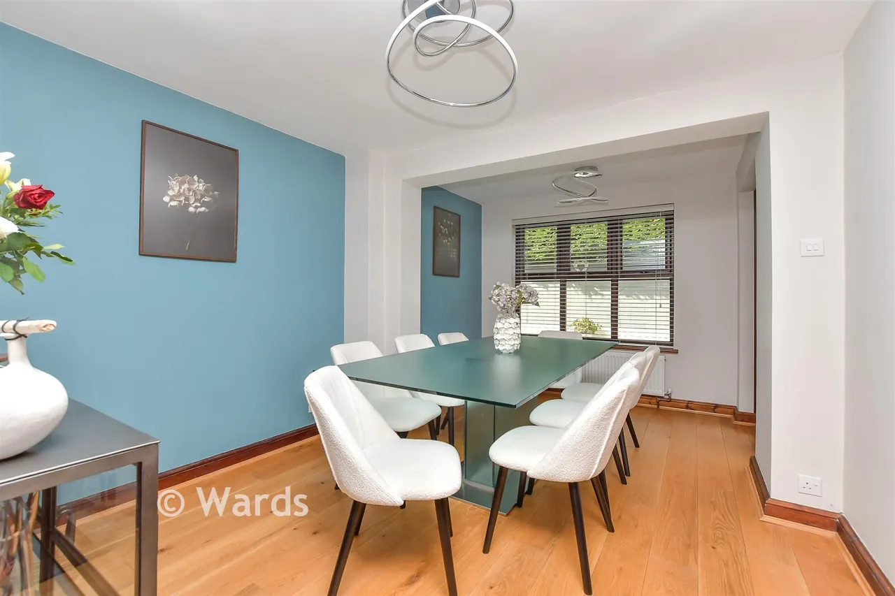 Little John Avenue, Walderslade, ME5, photo 3
