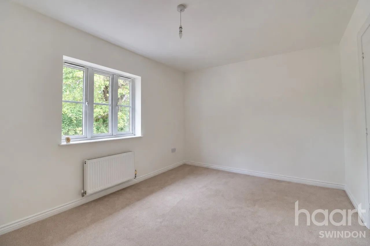 Winton Road, Swindon, SN3, photo 13