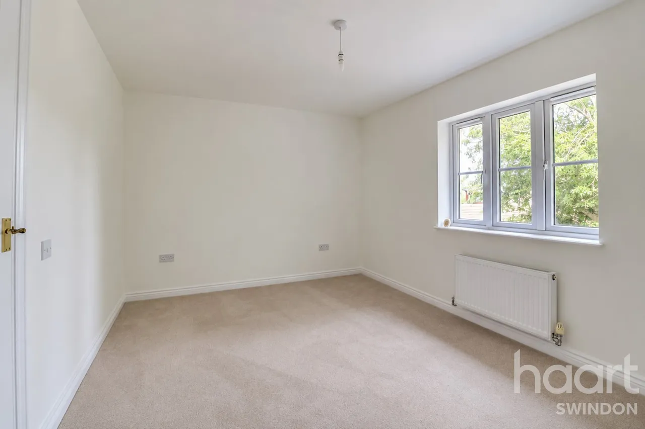 Winton Road, Swindon, SN3, photo 11