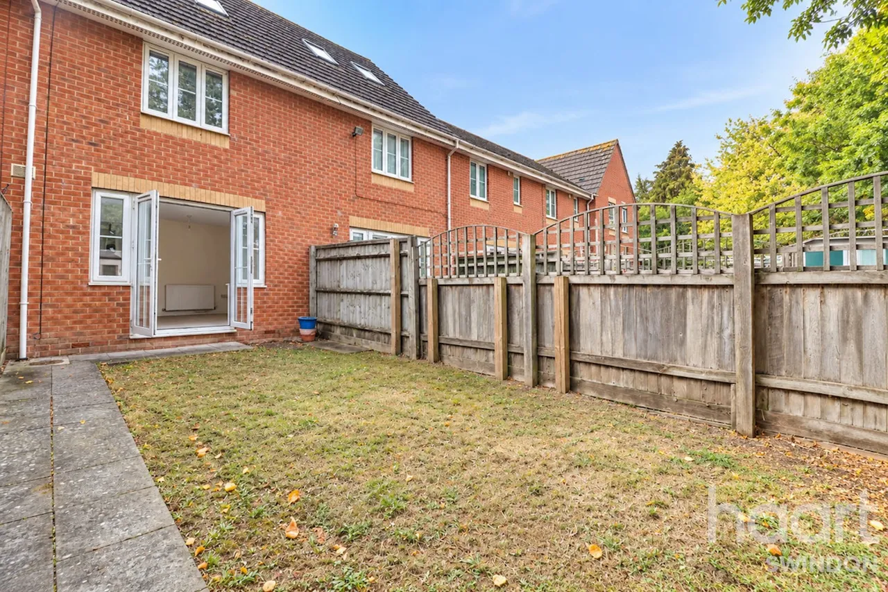 Winton Road, Swindon, SN3, photo 9