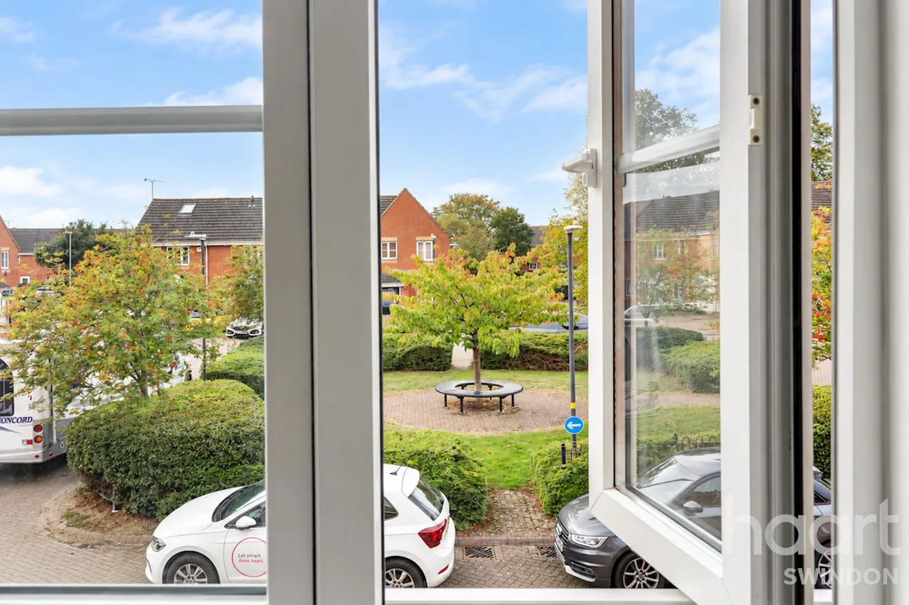 Winton Road, Swindon, SN3, photo 14