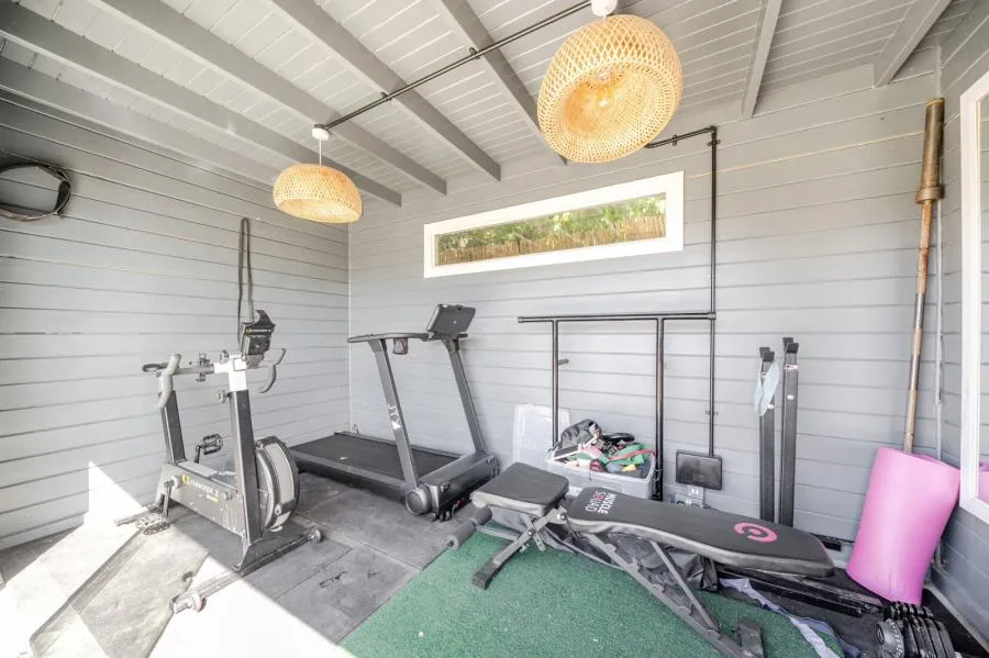 Rapleys Field, Pirbright, GU24, photo 5