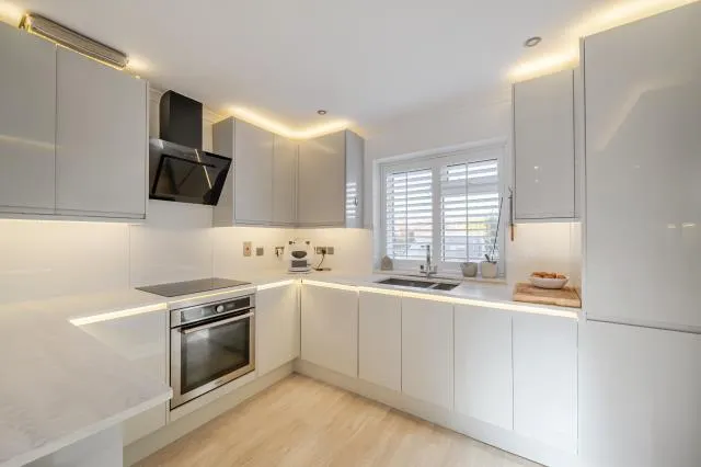 Rapleys Field, Pirbright, GU24, photo 26
