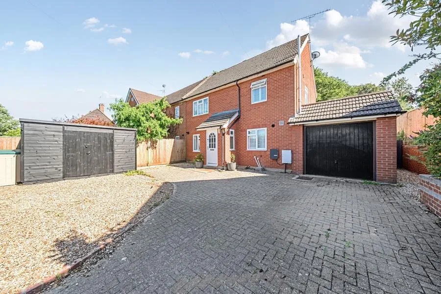 Rapleys Field, Pirbright, GU24, photo 27