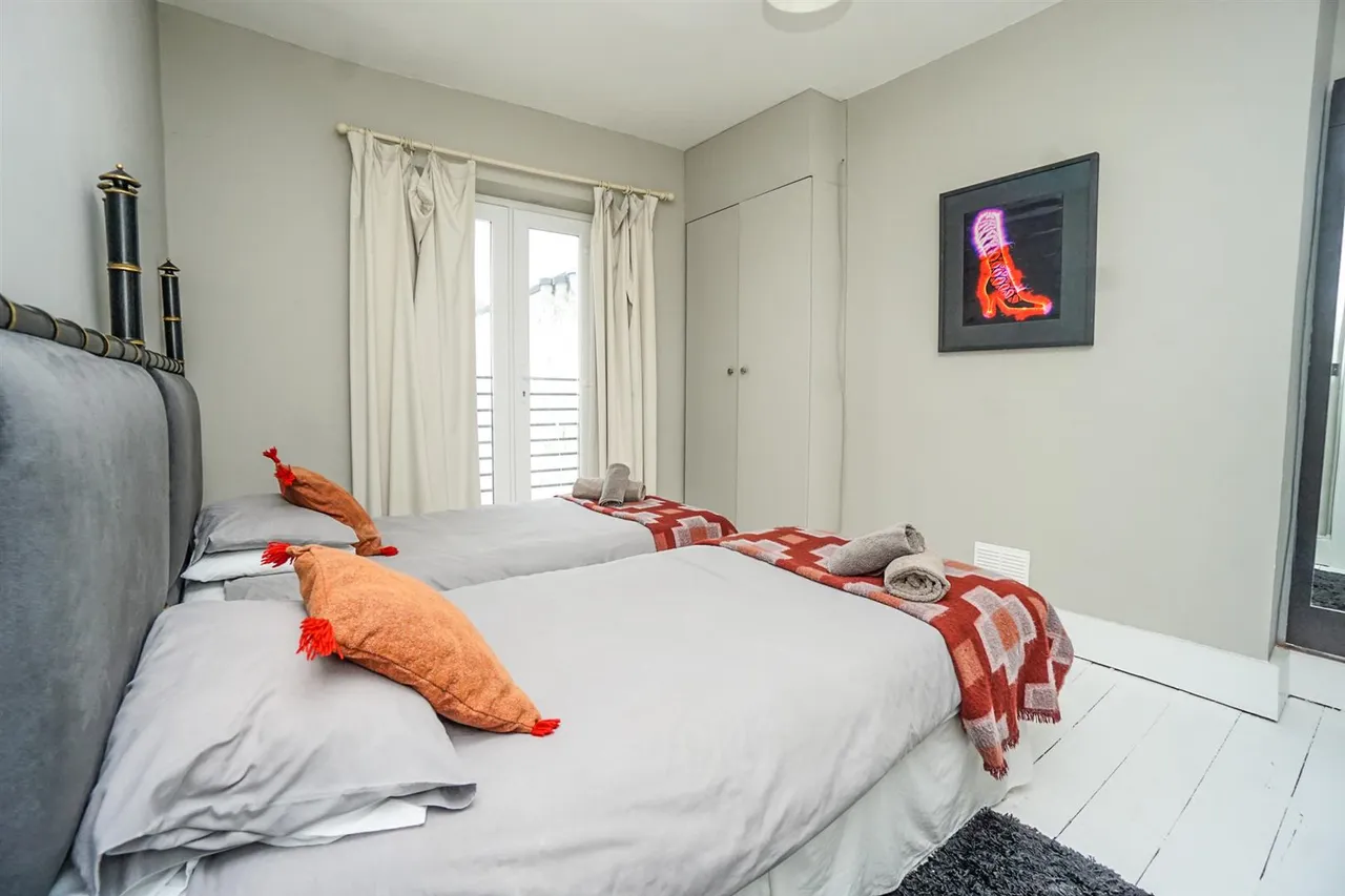 Norman Road, St. Leonards-On-Sea, photo 6