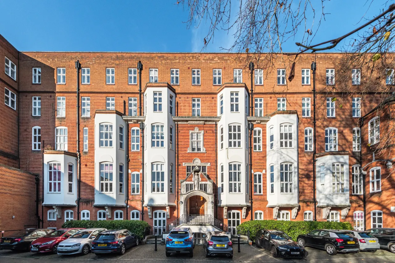 St Gabriels Manor, Camberwell, SE5, photo 32