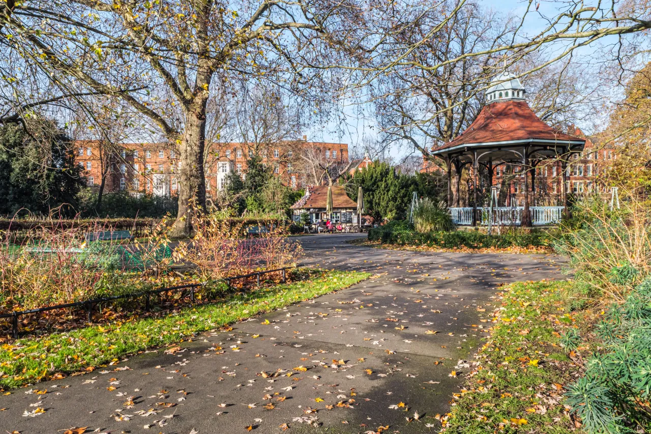 St Gabriels Manor, Camberwell, SE5, photo 35