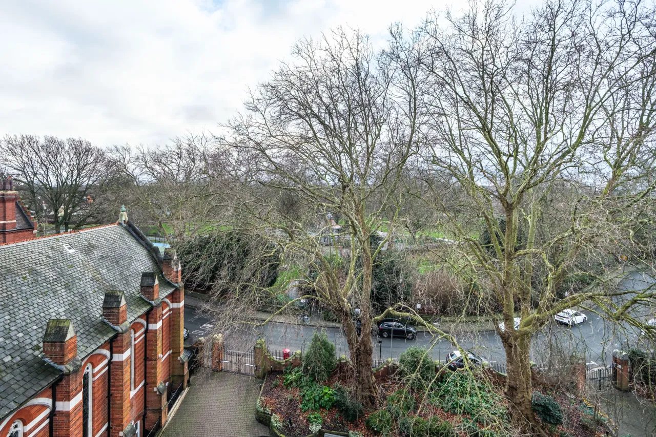 St Gabriels Manor, Camberwell, SE5, photo 21