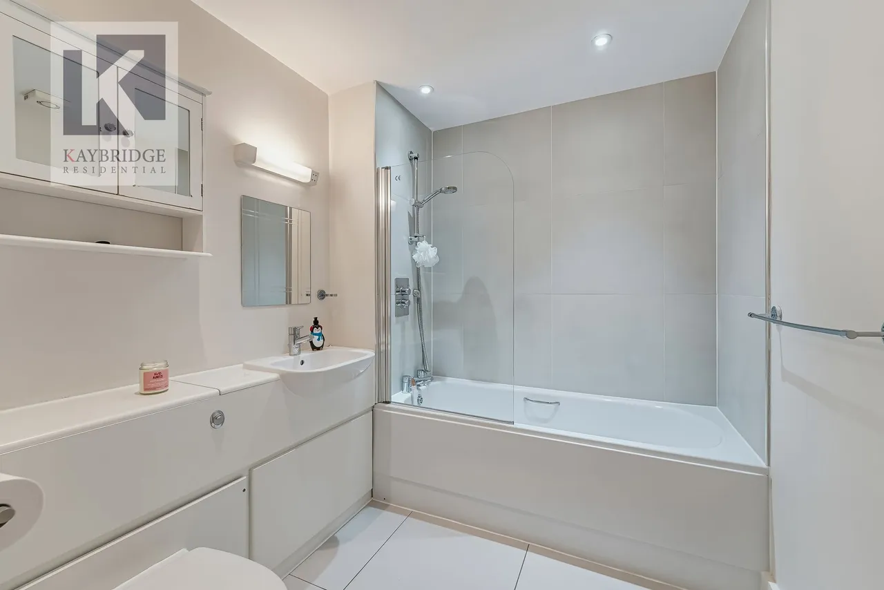 Ruxley Lane, Epsom, KT19, photo 6