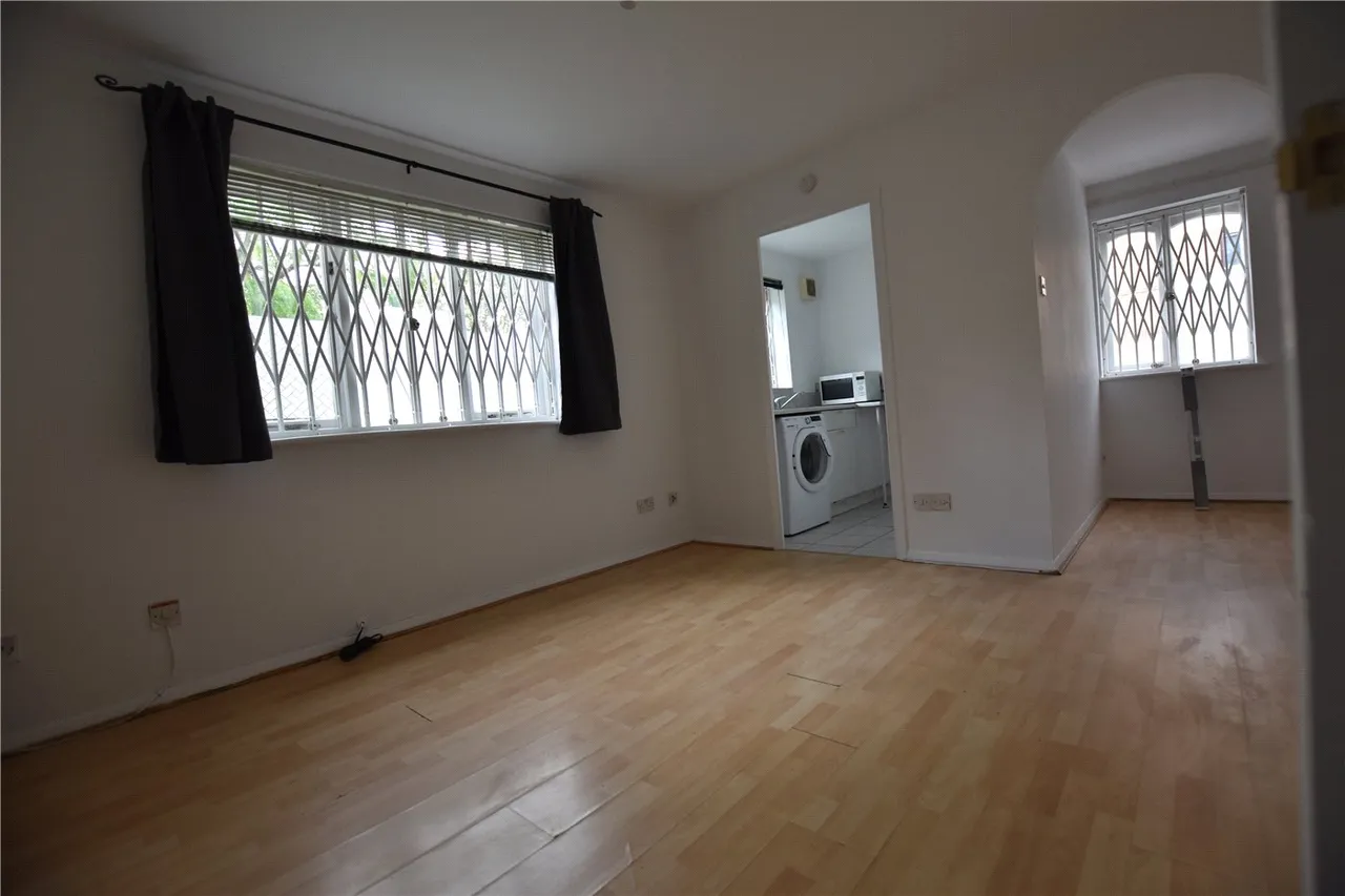 Grinstead Road, London, SE8, photo 3