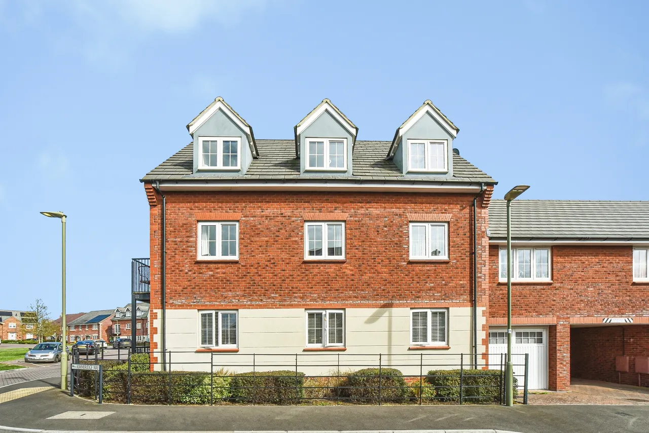 2 bed flat for sale, Ampthill Way, Faringdon, SN7