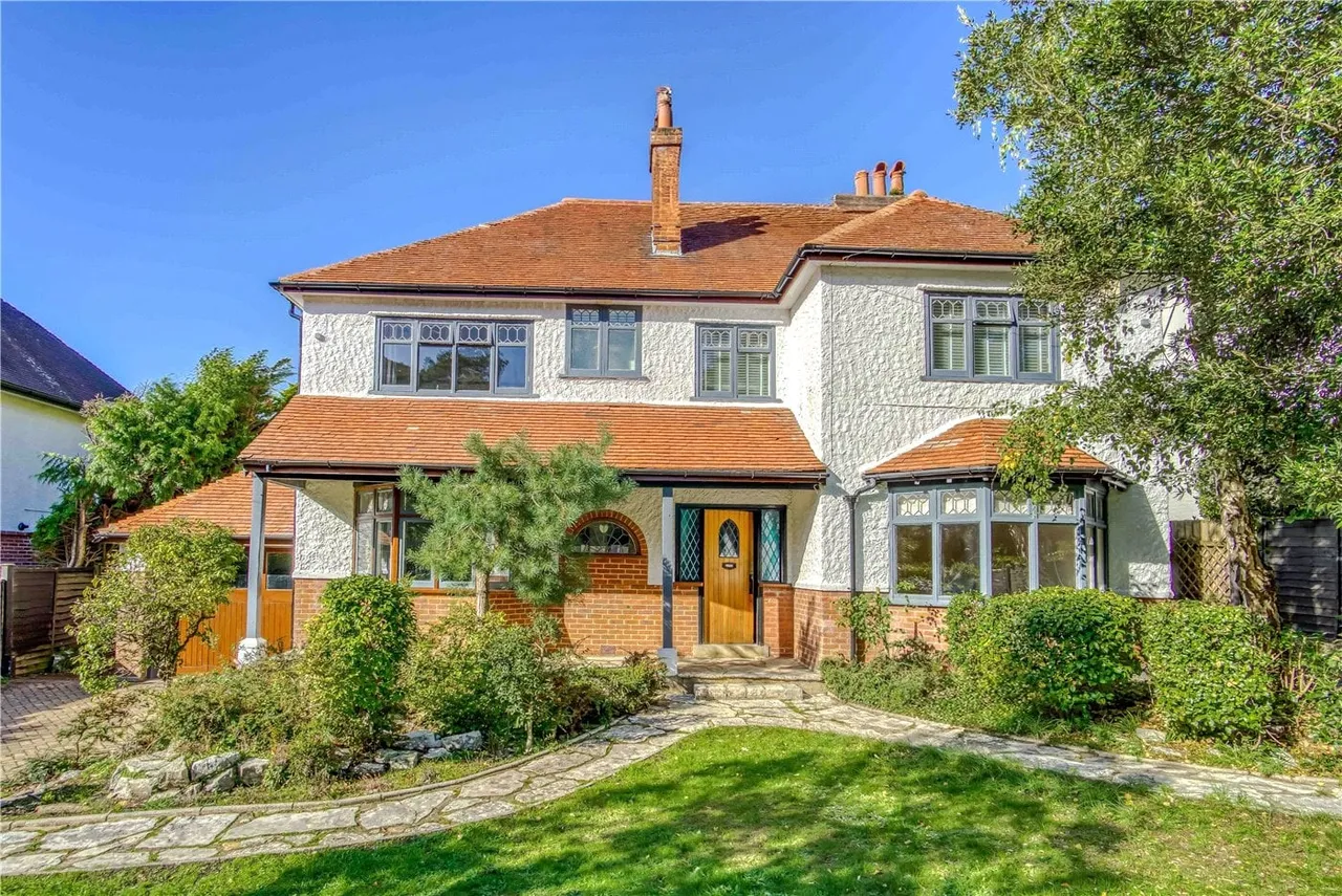 Canford Cliffs Road, Lower Parkstone, Poole, Dorset, BH13, photo 11