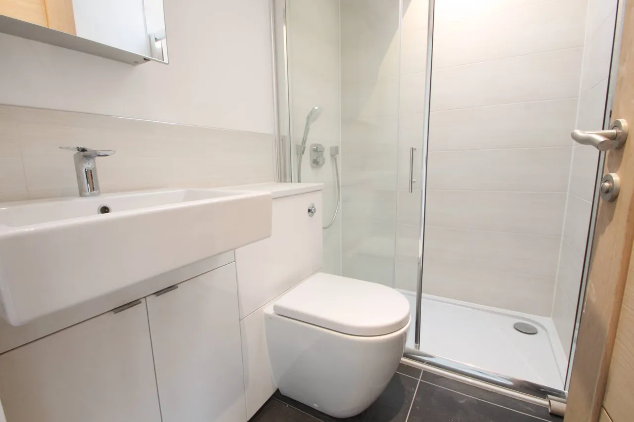Fairwater Avenue, Welling, photo 8