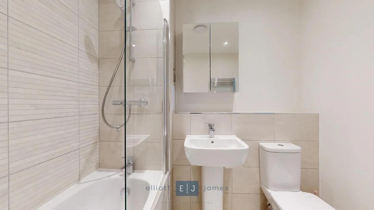 Luctons Close, Loughton, IG10, photo 8