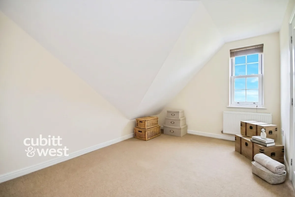 Orchard Street, Chichester, PO19, photo 3