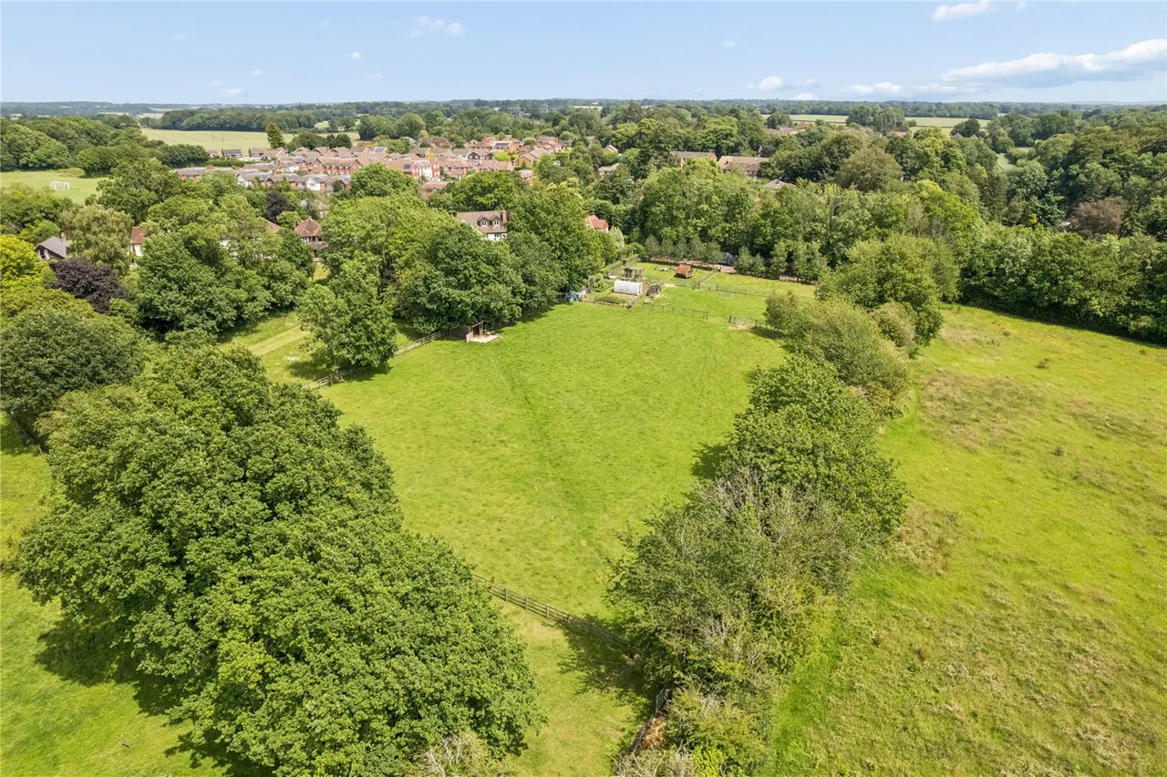 Chesham, Buckinghamshire, photo 46