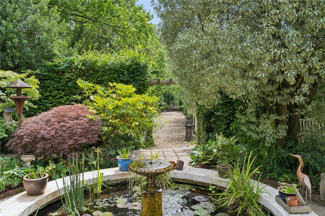 Chesham, Buckinghamshire, photo 14